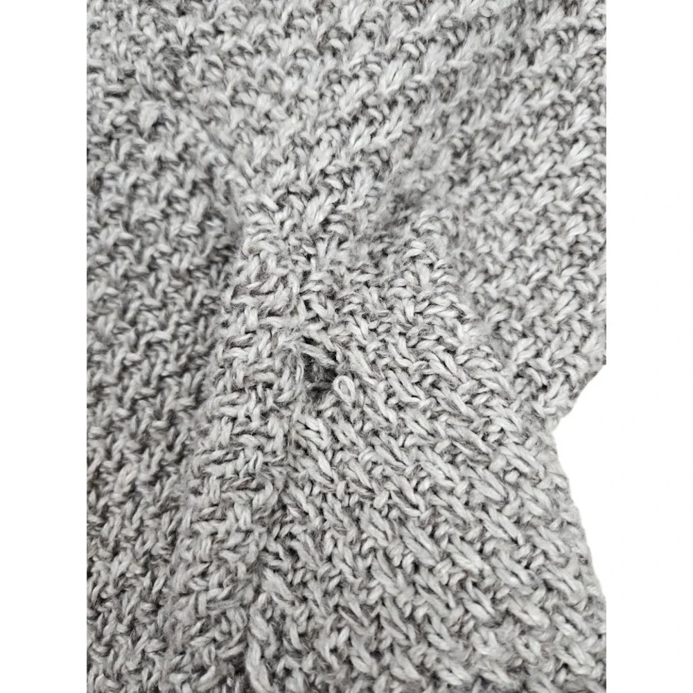 Abercrombie & Fitch Sweater Womens Size XS‎ Gray Knit Preppy Cottagecore Hoodie